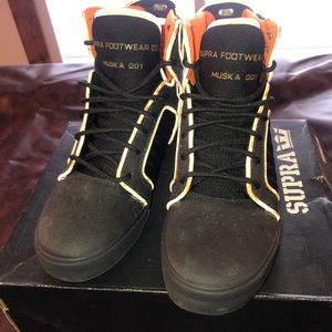 Black/Tron-Black skytop Supra size 11